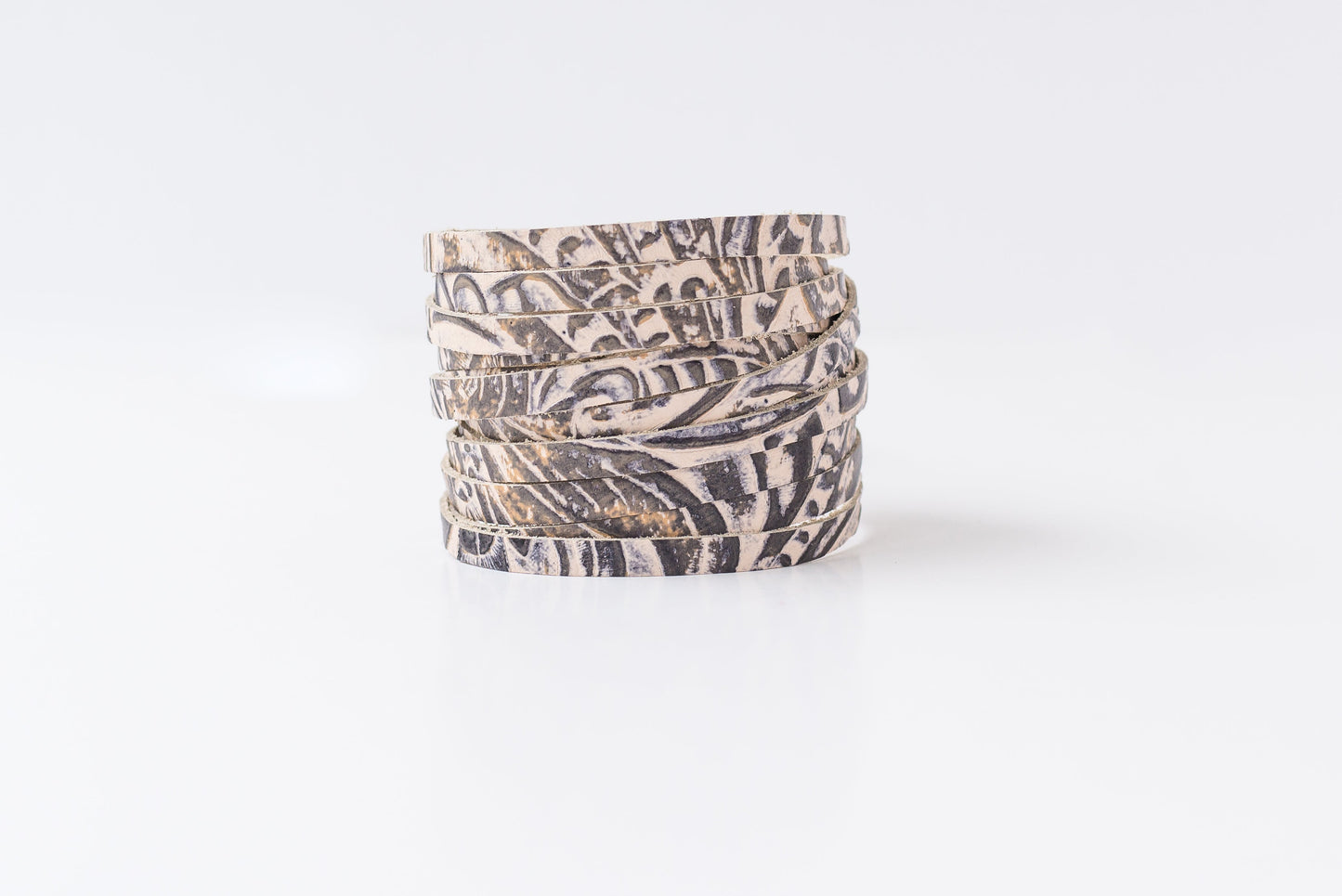 Leather Bracelet / Original Sliced Wrap Cuff / Morning Lily / Small