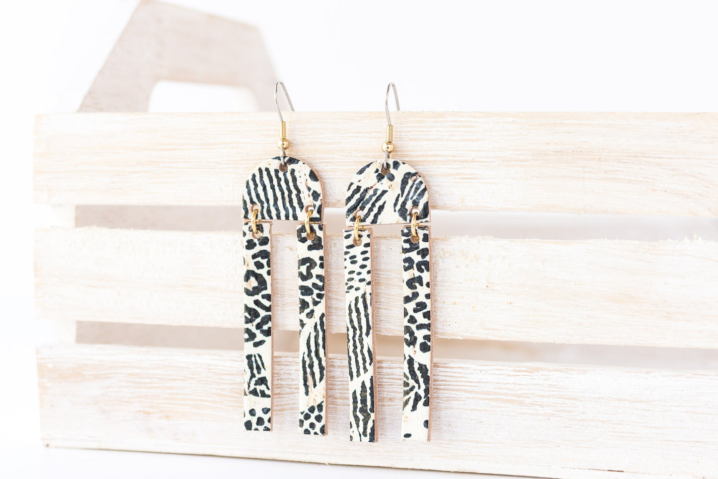 Leather Earrings / Sunrays / Ivory Random Cork