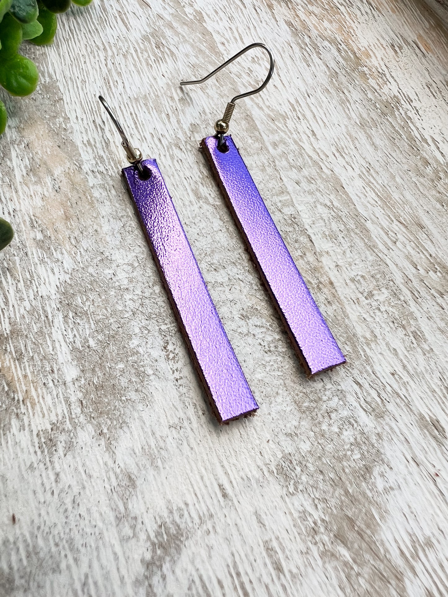 Leather Earrings / Simple / Metallic Purple