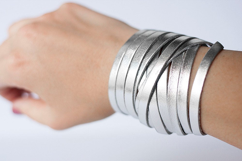 Leather Bracelet / Original Sliced Wrap Cuff / Metallic Silver / Extra Large