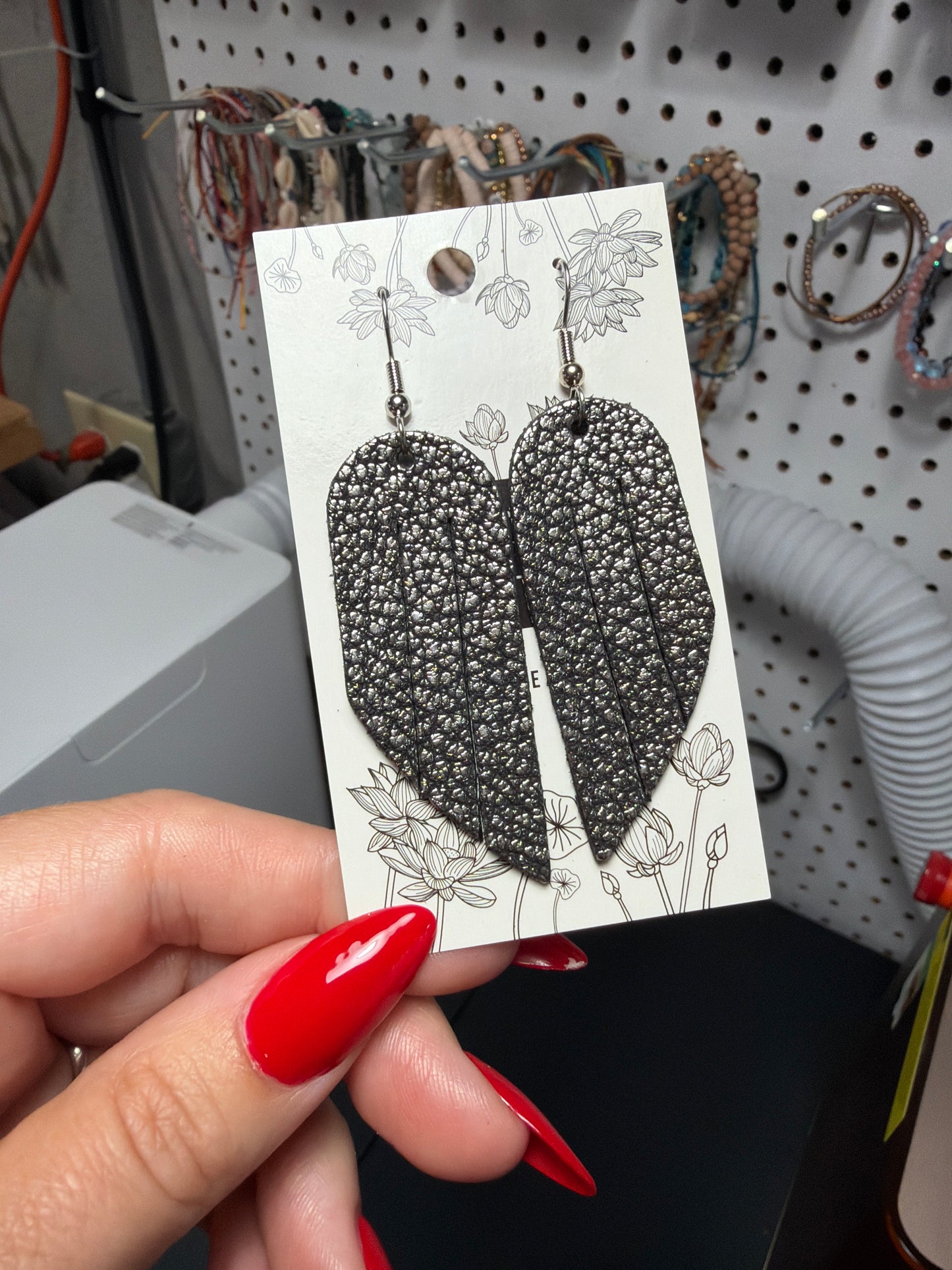 Cracked Pewter Mini Fringe