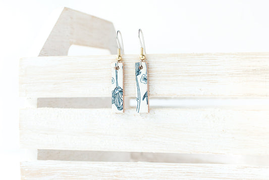 Leather Earrings / Simple Tiny / Flourishing Cork