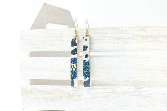 Leather Earrings / Simple / Spotted Floral Cork
