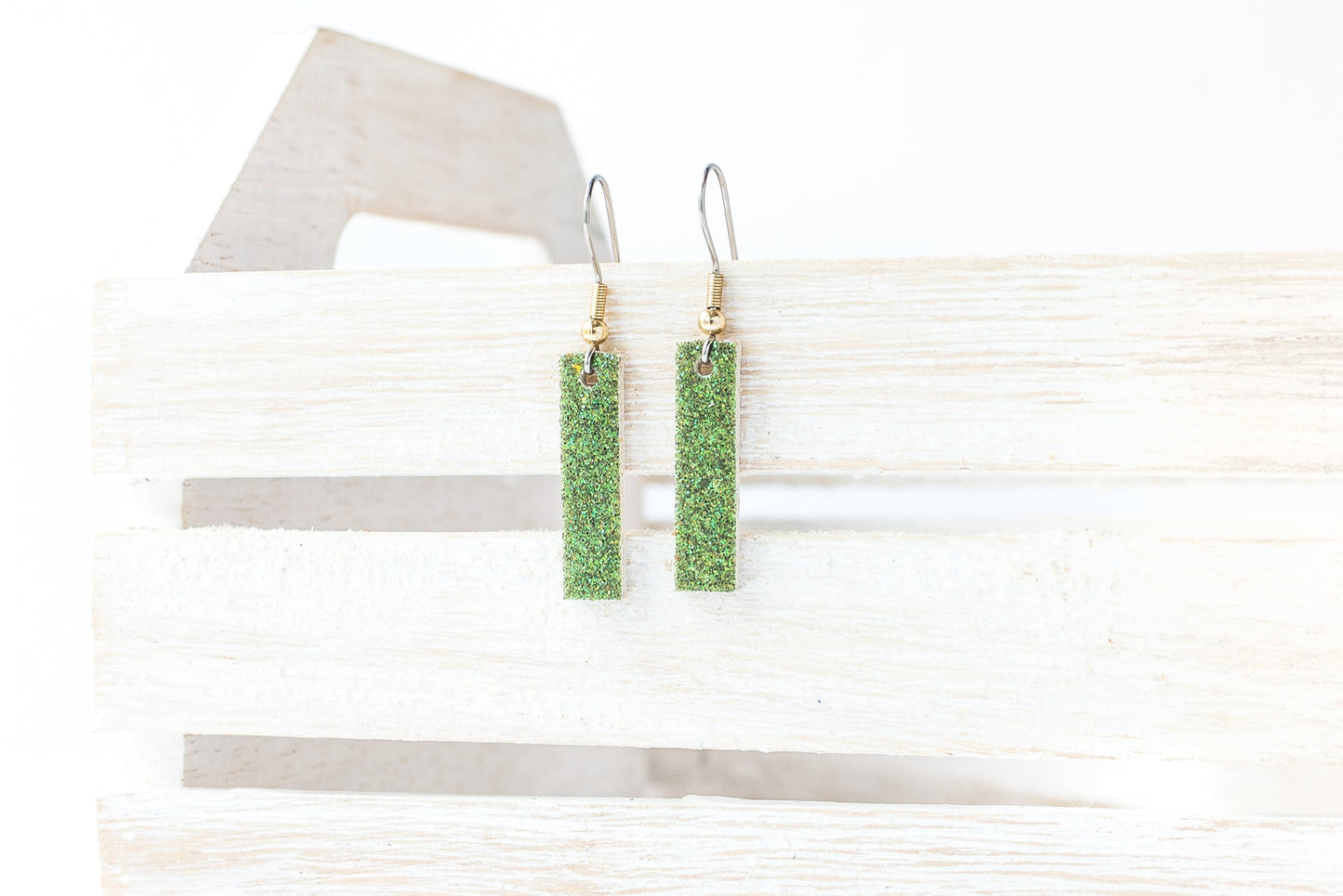 Leather Earrings / Simple Tiny / Spinach Sparkle