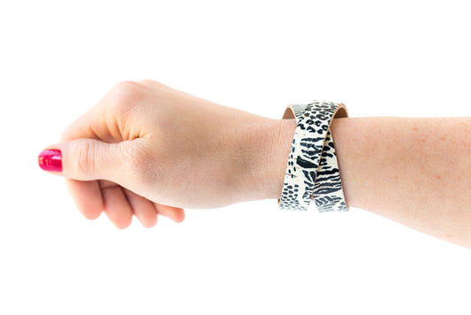 Leather Bracelet / Slim Wrap Cuff / Ivory Random Cork