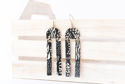 Leather Earrings / Sunrays / Black Random Cork