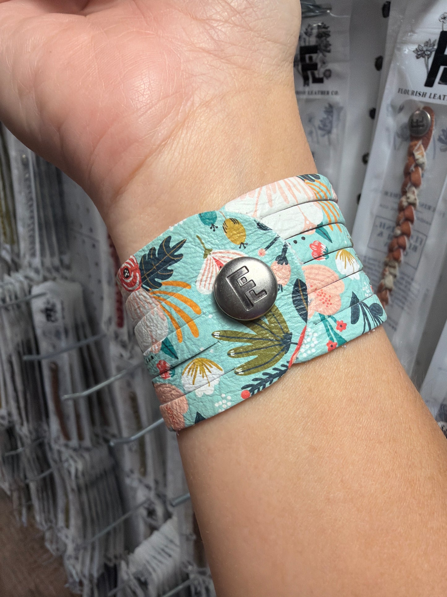 Spring Bouquet Sliced Cuff - Regular
