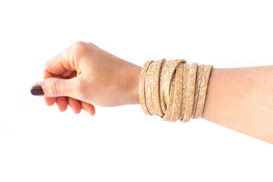 Leather Bracelet / Original Sliced Wrap Cuff / Straw Flowers Cork / Extra Large