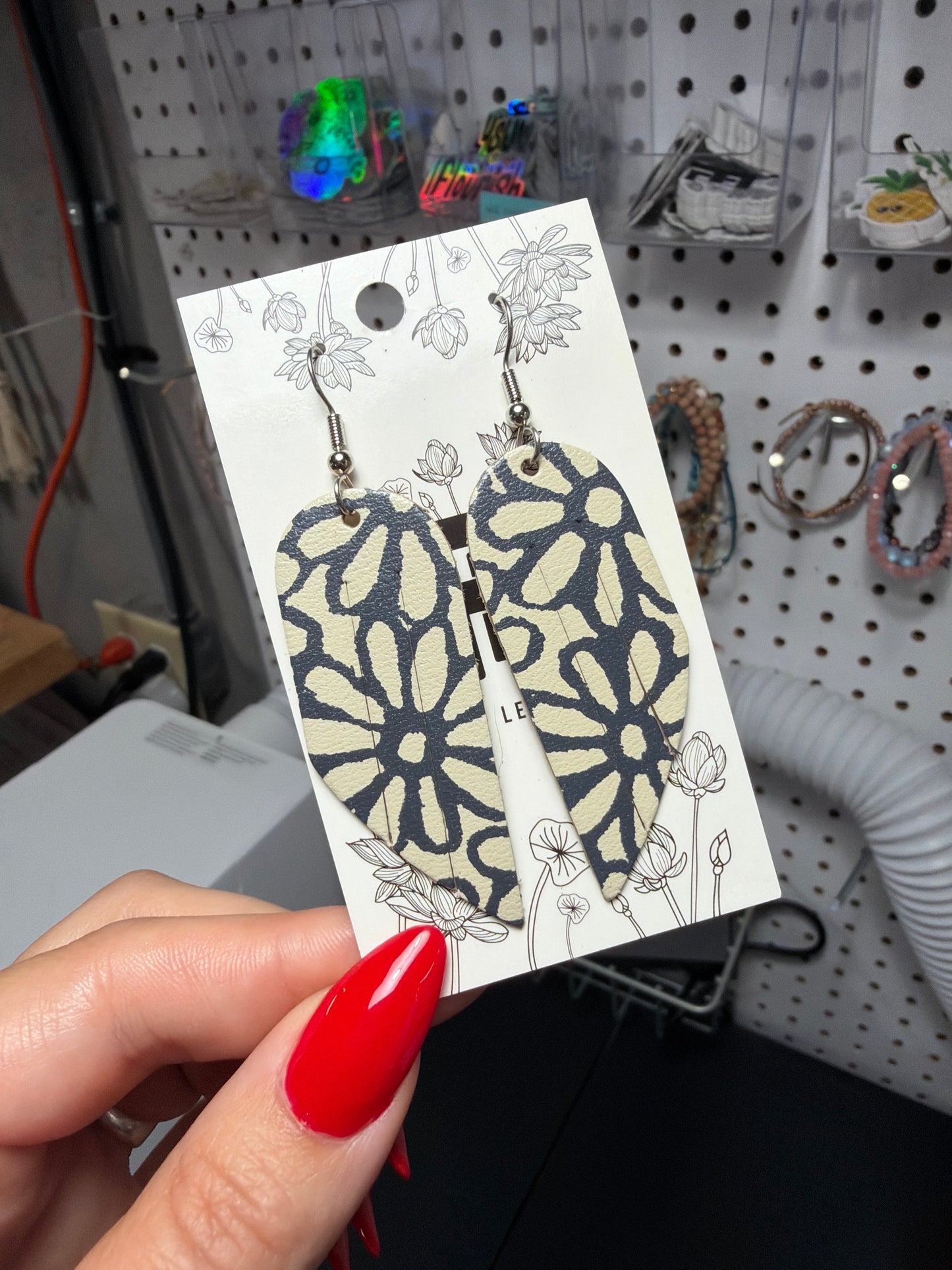 Doodle Flower Mini Fringe