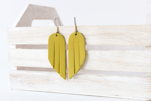 Leather Earrings / Mini Fringe / Pear