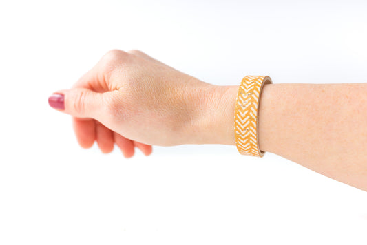Leather Bracelet / Skinny Slim Cuff / Apricot Cork