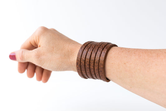 Leather Bracelet / Original Sliced Cuff / Saddle Brown / Small