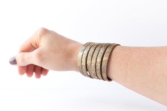 Leather Bracelet / Original Sliced Cuff / Antique Gold / Extra Large