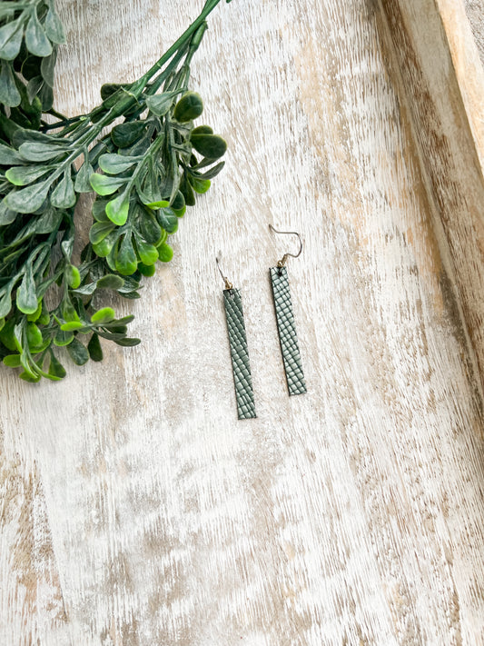 Leather Earrings / Simple / Lagoon