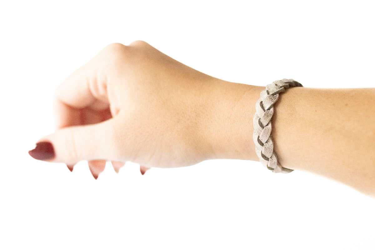 Braided Leather Bracelet / Vanilla Frosting / Kids