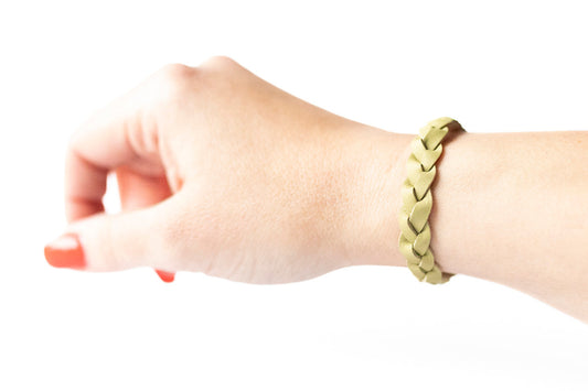 Braided Leather Bracelet / Green Tea