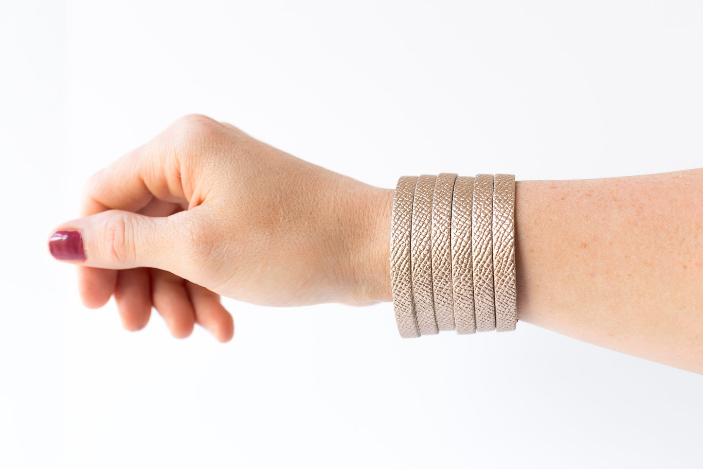 Leather Bracelet / Original Sliced Cuff / White Gold / Small