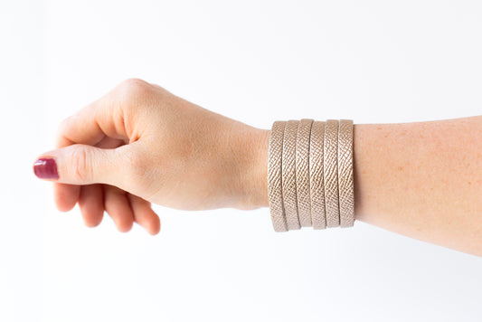 Leather Bracelet / Original Sliced Cuff / White Gold / Small